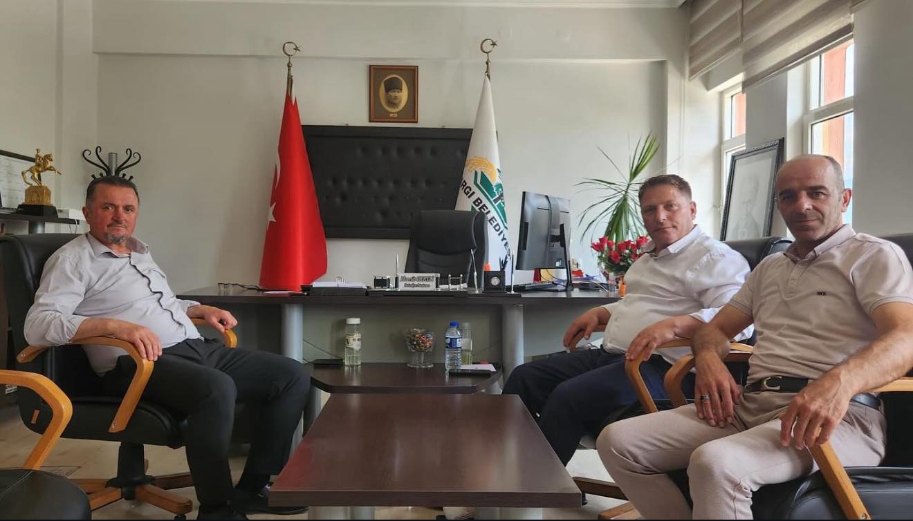 KARGI ORMAN İŞLETME MÜDÜRÜ ALİ KABAOĞLU, BAŞKANIMIZ HAMİT DERELİ'Yİ ZİYARET ETTİ